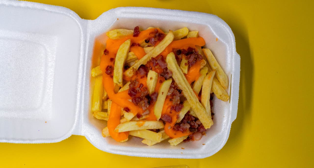 Batata Frita com Cheddar e Bacon (450 g)